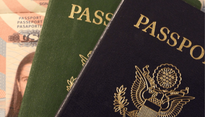 Další pas a trvalý pobyt pro případ, že půjde o hodně: Za jak dlouho, kde a za kolik?